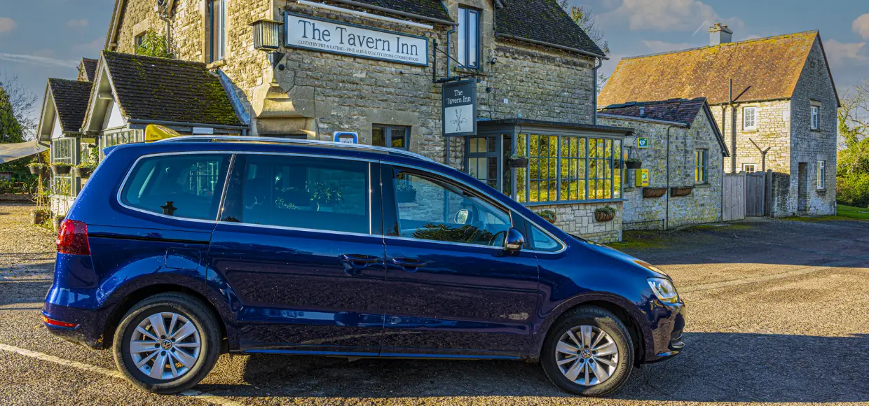 Kemble Station taxi service